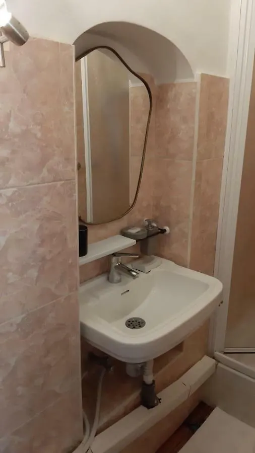 Trastevere Intimate Apartment Rome 0*,
