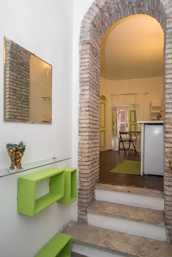 Trastevere Intimate Apartment Rome