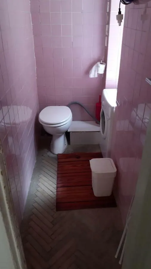 Trastevere Intimate Apartment Rome